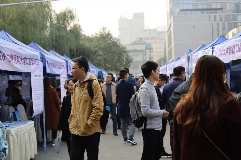 图片 1 图片 1